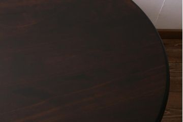 中古　北海道民芸家具　モダンでシックな佇まいの円形テーブル(サイドテーブル、カフェテーブル)(R-039511)