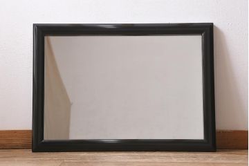 アンティーク雑貨　和洋どちらのインテリアにも合わせられるシックな色合いのミラー(鏡)(R-039520)