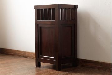 中古　松本民芸家具　和傘立　直線的なデザインが端正な印象の傘立て(カサ立て、スタンド)(R-039521)