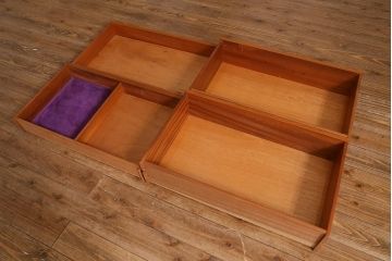 ヴィンテージ家具　G-PLAN(ジープラン)　FORM FIVE　チーク材製　スタイリッシュな佇まいのウォールユニット(キャビネット、収納棚、戸棚、飾り棚、ビンテージ)(R-039524)