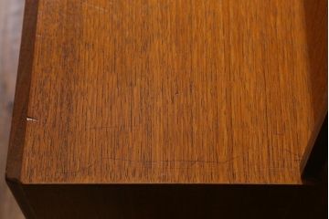 ヴィンテージ家具　G-PLAN(ジープラン)　FORM FIVE　チーク材製　スタイリッシュな佇まいのウォールユニット(キャビネット、収納棚、戸棚、飾り棚、ビンテージ)(R-039524)