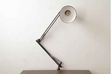 ビンテージ照明　和製ビンテージ　昭和中期　レトロな雰囲気漂うZライト(スタンドライト、卓上照明、照明)(R-039526)