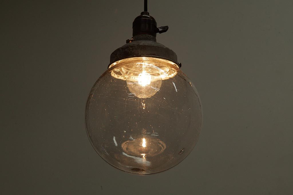 アンティーク照明　和製アンティークアンティーク　大正期　気泡入りのガラスが魅力的なペンダントライト(天井照明、吊り下げ照明)(R-039527)
