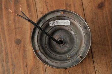 アンティーク照明　和製アンティーク　乳白色ガラス　レトロな雰囲気漂う天井照明(電笠)(R-039531)