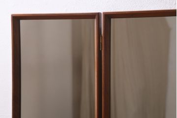ビンテージ家具　イギリスヴィンテージ　G-PLAN(ジープラン)　チーク材の美しい木味が魅力的なドレッサー(ドレッシングテーブル、化粧台)(R-039532)