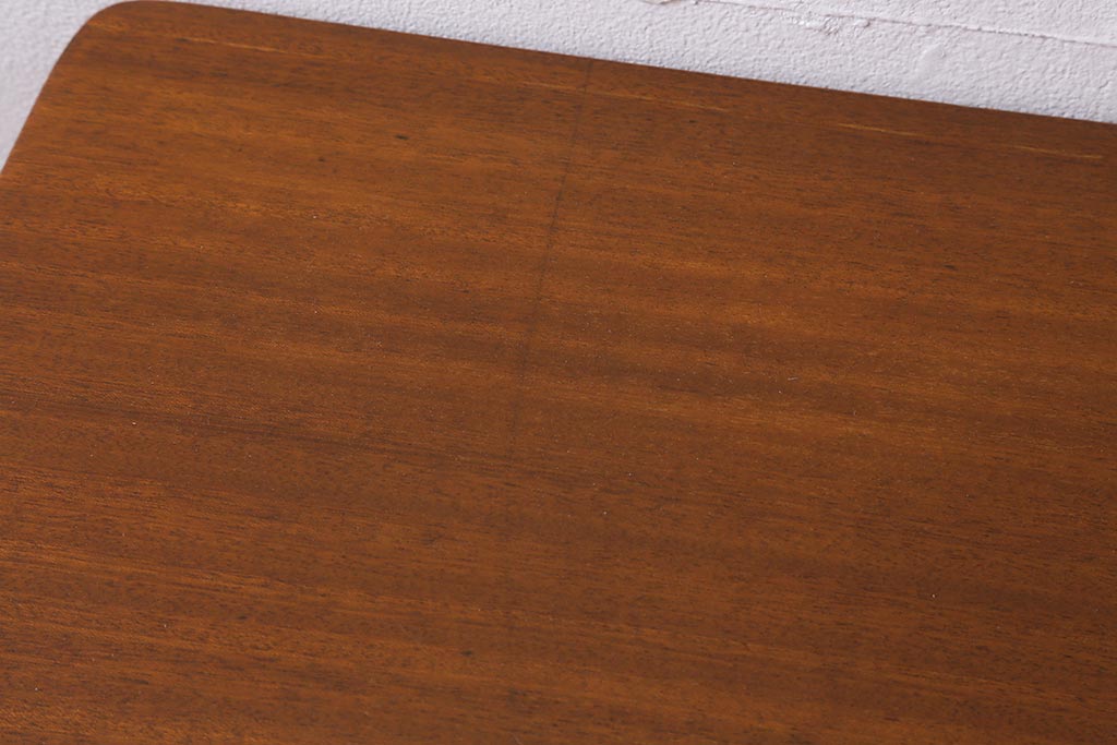 ヴィンテージ家具　北欧ビンテージ　Vanson　温かみのある雰囲気が魅力のサイドボード(サイドキャビネット、収納棚)(R-039533)