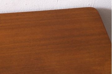 ヴィンテージ家具　北欧ビンテージ　Vanson　温かみのある雰囲気が魅力のサイドボード(サイドキャビネット、収納棚)(R-039533)