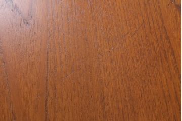 ヴィンテージ家具　イギリスビンテージ　Nathan(ネイサン)社　チーク材　スクエアのデザインがお洒落なサイドボード(収納棚)(R-039534)