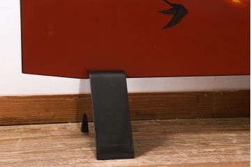 中古　漆塗り　象谷塗・蒟醤(キンマ)塗　鶴身広堂作　夕焼紅葉図　朱と黒のコントラストが印象的なつい立て(衝立、パーテーション)(R-039535)