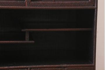 アンティーク家具　銅金具　堆朱　彫漆　凝った浮き彫りが目を引く古美術品の飾り棚(飾棚)(R-039541)