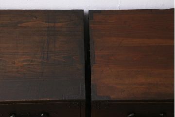 アンティーク家具　和製アンティーク　明治大正期　前面桐材　渋さ漂う重ね箪笥(衣装タンス、引き出し、桐箪笥、桐たんす)(R-039544)