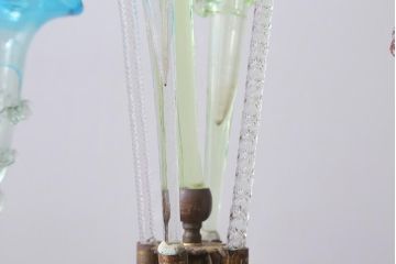 フランスアンティーク　ビクトリア朝　glass Epergne　ワセリンガラス　華やかなガラス製のセンターピース(テーブルウェア、オブジェ)(R-039549)