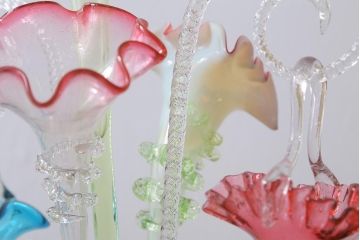 フランスアンティーク　ビクトリア朝　glass Epergne　ワセリンガラス　華やかなガラス製のセンターピース(テーブルウェア、オブジェ)(R-039549)