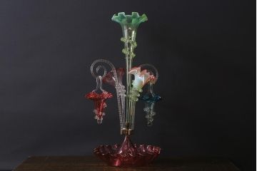 フランスアンティーク　ビクトリア朝　glass Epergne　ワセリンガラス　華やかなガラス製のセンターピース(テーブルウェア、オブジェ)(R-039549)