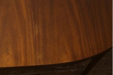 ヴィンテージ家具　DREXEL HERITAGE(ドレクセルヘリテイジ)　Triune(トライユン)　品のある佇まいがすてきなダイニングテーブル(エクステンションテーブル、ビンテージ)(R-039554)