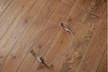 ビンテージ雑貨　アメリカビンテージ　未使用品　デッドストック　青色のアルミシェードがかわいらしいオイルランプ(吊り下げランプ)(R-039559)