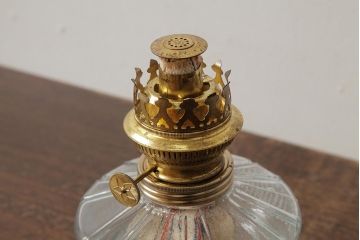 ビンテージ雑貨　アメリカビンテージ　未使用品　デッドストック　青色のアルミシェードがかわいらしいオイルランプ(吊り下げランプ)(R-039560)