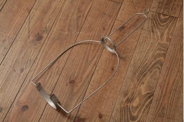 ビンテージ雑貨　アメリカビンテージ　未使用品　デッドストック　青色のアルミシェードがかわいらしいオイルランプ(吊り下げランプ)(R-039560)
