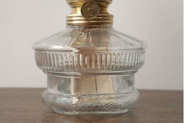 ヴィンテージ雑貨　アメリカビンテージ　未使用品　デッドストック 青色のアルミシェードがかわいらしいオイルランプ(吊り下げランプ)(R-039561)