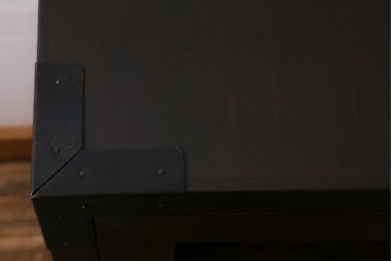 ビンテージ家具　松本民芸家具　#507 和モダンな空間におすすめの金具付タンス(衣装タンス、引き出し)(定価約42万円)(R-039567)