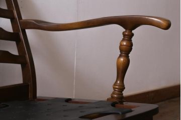 中古　飛騨産業　キツツキ　穂高シリーズ　絵画のようなファブリックが素敵な3人掛けソファ(アームソファ)(R-039570)