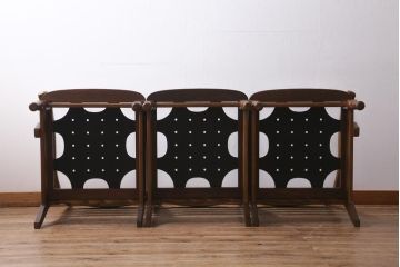 中古　飛騨産業　キツツキ　穂高シリーズ　絵画のようなファブリックが素敵な3人掛けソファ(アームソファ)(R-039570)