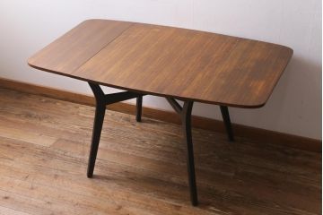 ヴィンテージ家具　イギリスビンテージ　G-PLAN(ジープラン)　BBシリーズ　美しさと機能性を兼ね備えたバタフライテーブル(拡張式テーブル、ダイニングテーブル)(R-039571)
