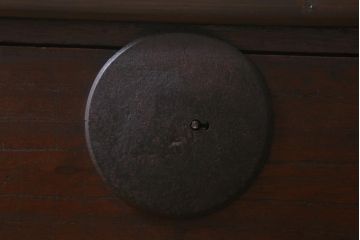 アンティーク家具　和製アンティーク　明治大正期　鉄脚付リメイク　すっきりとした佇まいが魅力の箪笥リビングボード(ローボード、チェスト、引き出し)(R-039572)