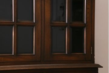 中古　永田良介商店　シックな雰囲気あふれる食器棚(カップボード、収納棚、キャビネット)(R-039581)