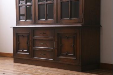 中古　永田良介商店　シックな雰囲気あふれる食器棚(カップボード、収納棚、キャビネット)(R-039581)