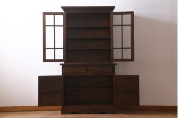 中古　松本民芸家具　シックな雰囲気がおしゃれなA型食器棚(カップボード、キャビネット、収納棚、戸棚)(定価50万円)(R-039583)