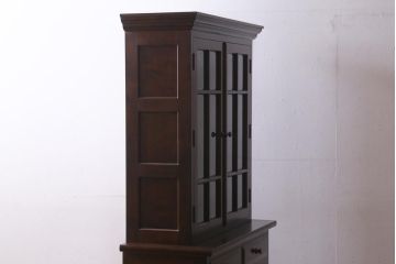 中古　松本民芸家具　シックな雰囲気がおしゃれなA型食器棚(カップボード、キャビネット、収納棚、戸棚)(定価50万円)(R-039583)