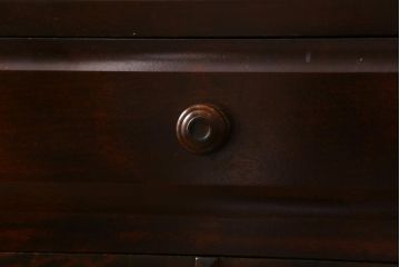 中古　北海道民芸家具　シックな雰囲気が魅力的な上質なつくりの食器棚(カップボード、収納棚、キャビネット)(R-039584)