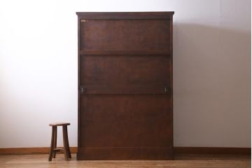 中古　北海道民芸家具　シックな雰囲気が魅力的な上質なつくりの食器棚(カップボード、収納棚、キャビネット)(R-039584)