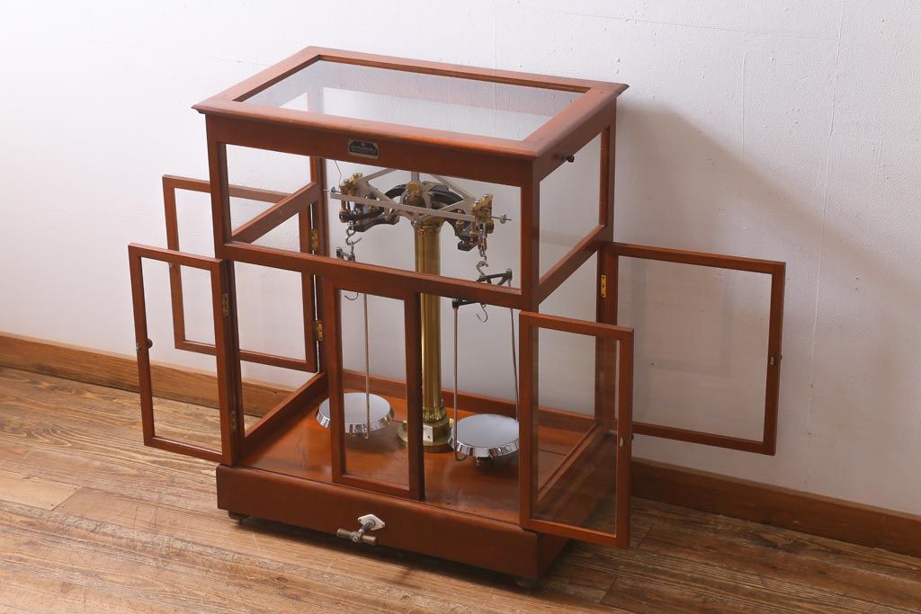 村上 上皿天秤 ガラスケース 村上 上皿天秤 ガラスケース ㈱村上衡器製作所 村上式上皿天びん M-