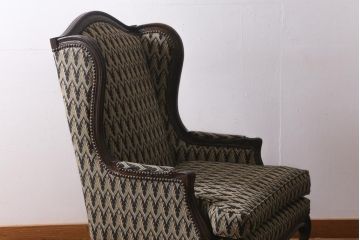 中古　アメリカ製　センチュリー社(CENTURY)　イギリスアンティーク調の1人掛けソファ(1Pソファ、一人掛け)(定価約85万円)(R-039588)