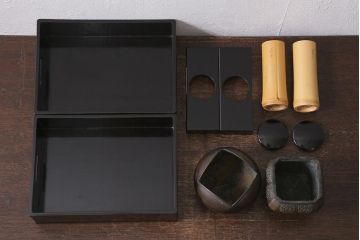 古民具・骨董　大正昭和初期　煙草盆一対　銅火入　漆器　箱付(R-039604)