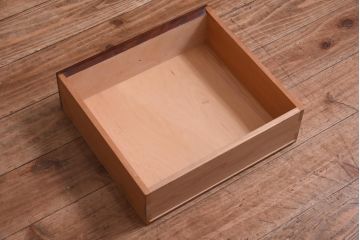 中古　松本民芸家具　シックな佇まいのC型電話台(サイドチェスト、引き出し、収納棚)(定価約11万円)(R-039615)