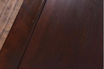 中古　松本民芸家具　シックな佇まいのC型電話台(サイドチェスト、引き出し、収納棚)(定価約11万円)(R-039615)