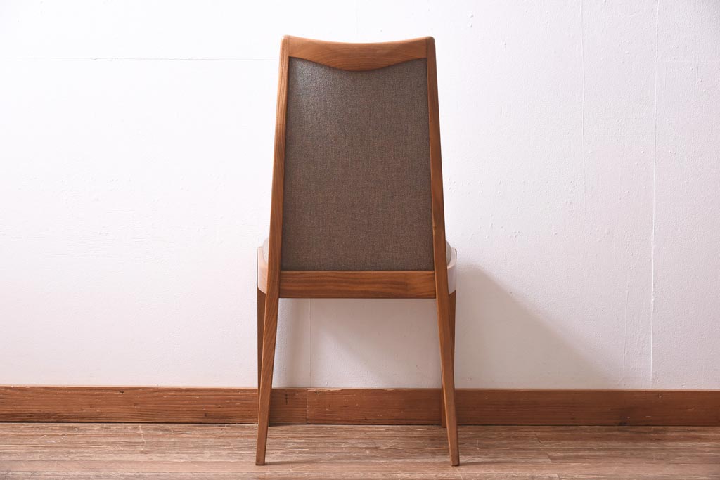 ヴィンテージ家具　北欧ビンテージ　G-PLAN(ジープラン)　しなやかなラインが魅力的なダイニングチェア(ワークチェア、椅子)(R-039620)