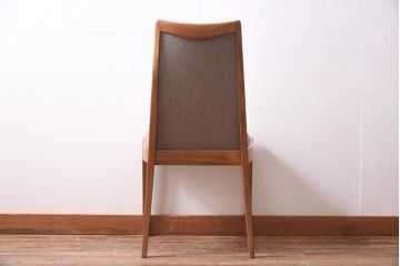 ヴィンテージ家具　北欧ビンテージ　G-PLAN(ジープラン)　しなやかなラインが魅力的なダイニングチェア(ワークチェア、椅子)(R-039620)