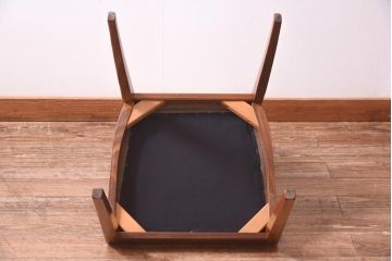 ヴィンテージ家具　北欧ビンテージ　G-PLAN(ジープラン)　しなやかなラインが魅力的なダイニングチェア(ワークチェア、椅子)(R-039621)