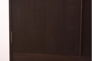 中古　国産　高級品　総桐材　木肌と金具のコントラストが美しい上品な2WAY重ね桐箪笥(和タンス、衣装箪笥、衣装盆付き、桐たんす)(R-039622)