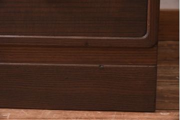 中古　伝統工芸品　梅の意匠金具がアクセントになった2WAY重ね加茂総桐箪笥(総桐たんす、和タンス、衣装箪笥、衣装盆付き)(定価約120万円)(R-039623)