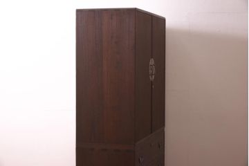 中古　伝統工芸品　梅の意匠金具がアクセントになった2WAY重ね加茂総桐箪笥(総桐たんす、和タンス、衣装箪笥、衣装盆付き)(定価約120万円)(R-039623)