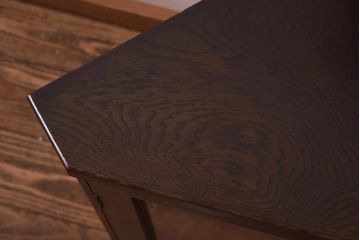 アンティーク家具　和製アンティーク　昭和中期　ナラ材製　洋風な空間におすすめなコーナーキャビネット(棚、戸棚、収納棚)(R-039625)