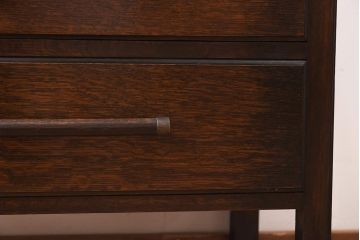 ヴィンテージ家具　イギリスビンテージ　オーク材　カントリースタイルにぴったりなサイドチェスト(引き出し)(R-039630)