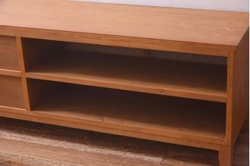 ラフジュ工房オリジナル　古建具リメイク　五七の桐紋　組子　上品な和の雰囲気が魅力的なテレビ台(ローボード、収納棚、テレビボード、書院戸)(R-039640)