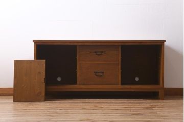 ラフジュ工房オリジナル　古建具リメイク　脚付き　組子　和テイストのお部屋におすすめなテレビ台(ローボード、収納棚、テレビボード、書院戸)(R-039662)