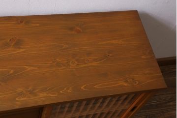 ラフジュ工房オリジナル　古建具リメイク　脚付き　組子　和テイストのお部屋におすすめなテレビ台(ローボード、収納棚、テレビボード、書院戸)(R-039662)